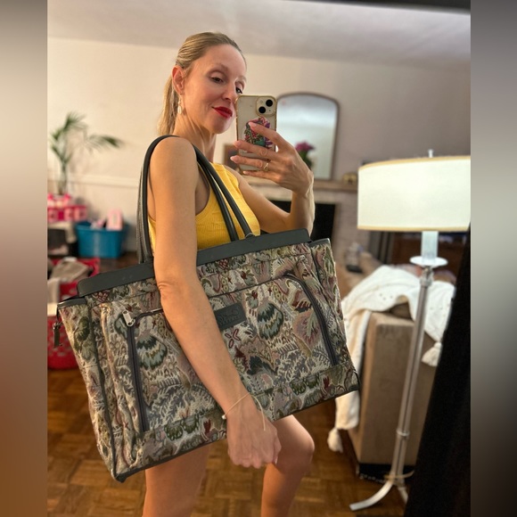 Incredible Tapestry Weekend Tote - Picture 3 of 8